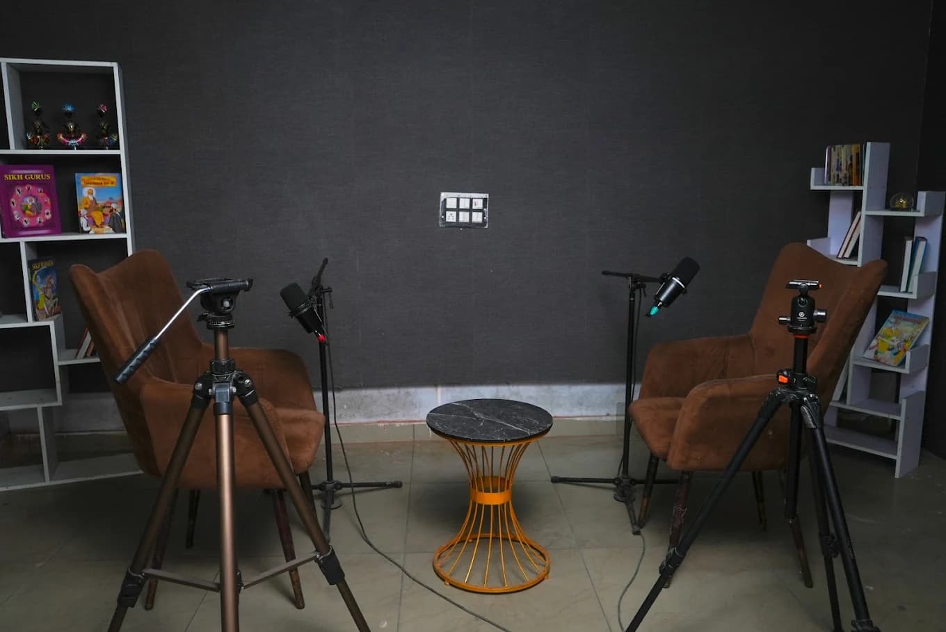 I O Studio